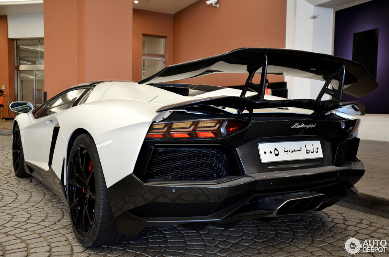 Lamborghini Aventador LP900-4 DMC Molto Veloce Roadster