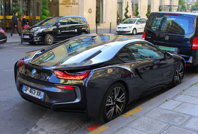 BMW i8