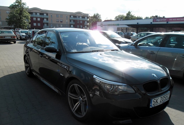 BMW M5 E60 2005