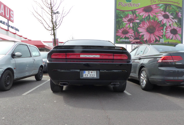 Dodge Challenger SRT-8 392