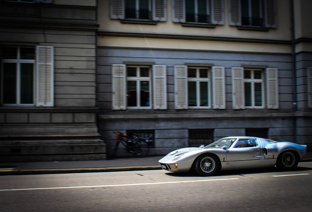 Ford GT40