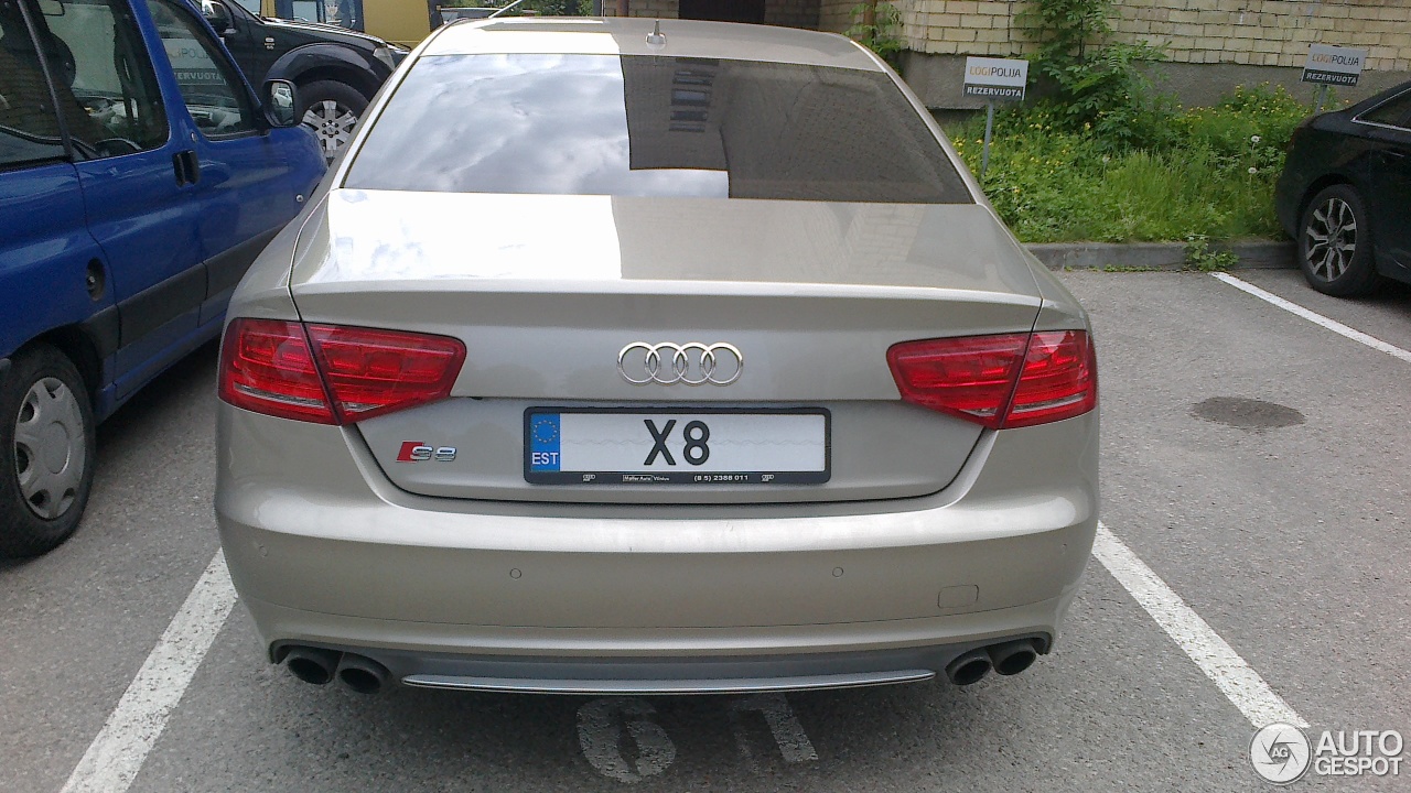 Audi S8 D4