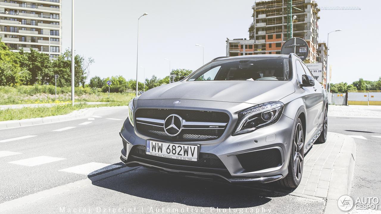 Mercedes-Benz GLA 45 AMG X156