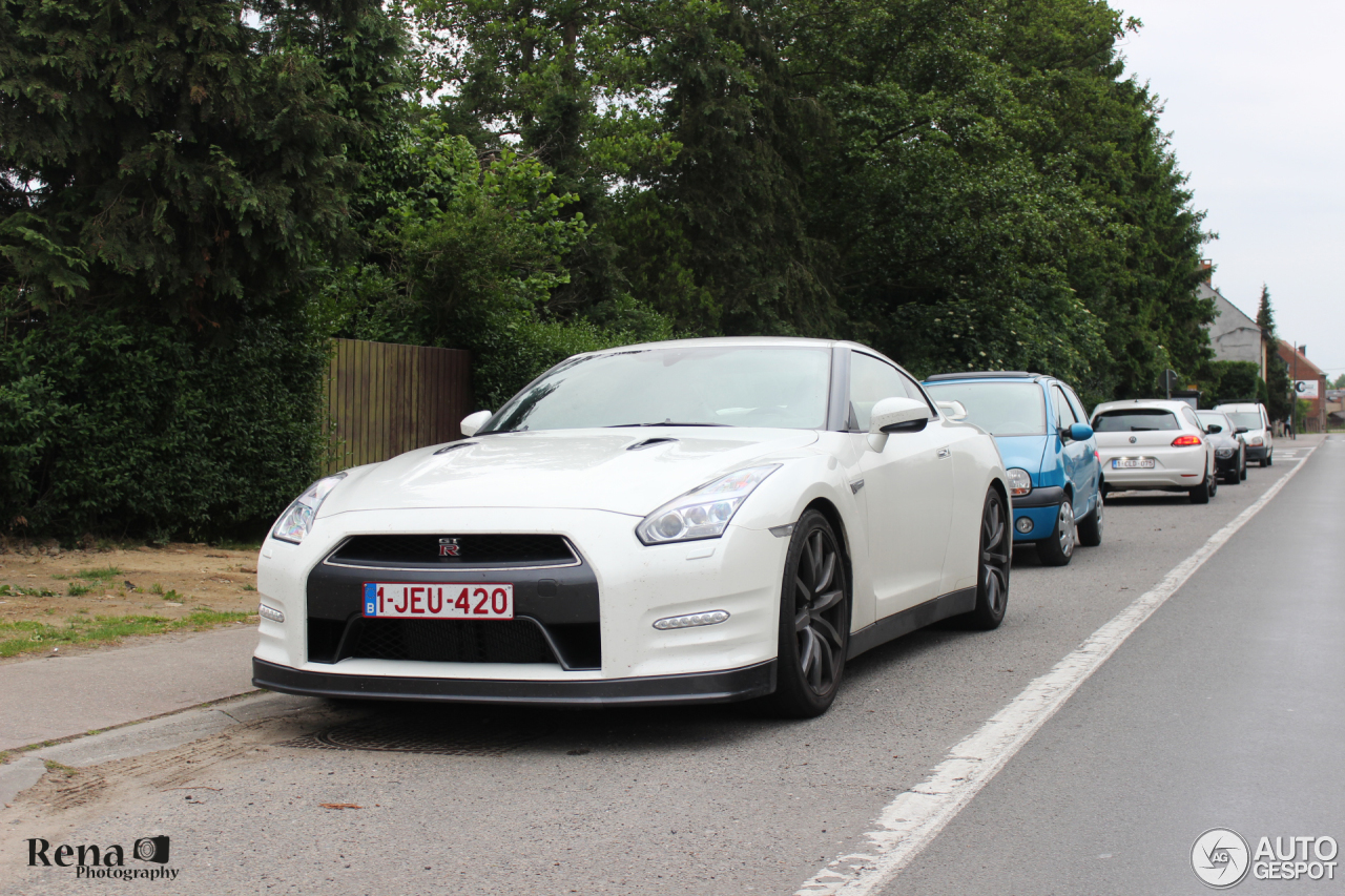 Nissan GT-R 2014