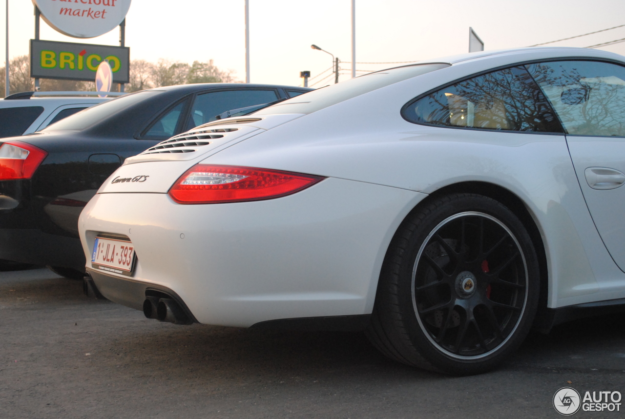 Porsche 997 Carrera GTS