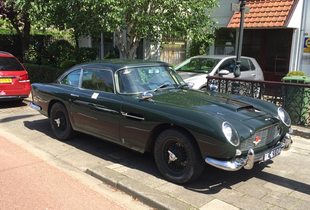 Aston Martin DB5