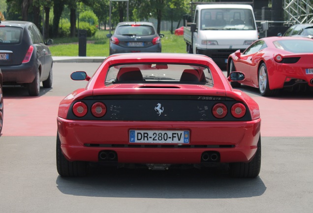 Ferrari F355 GTS