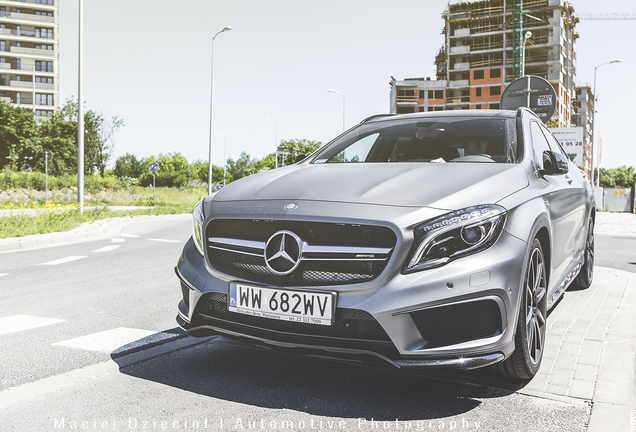 Mercedes-Benz GLA 45 AMG X156