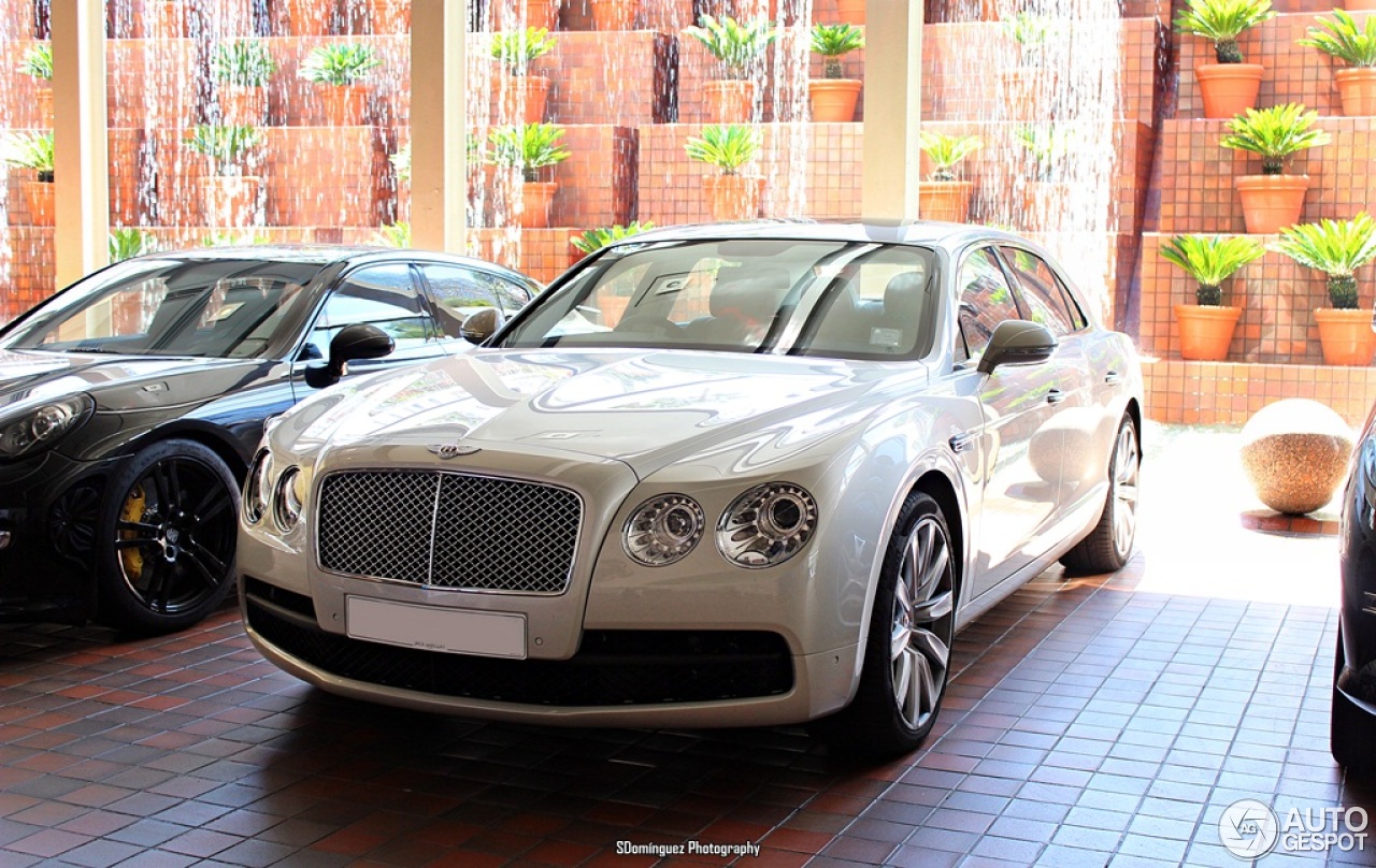 Bentley Flying Spur V8