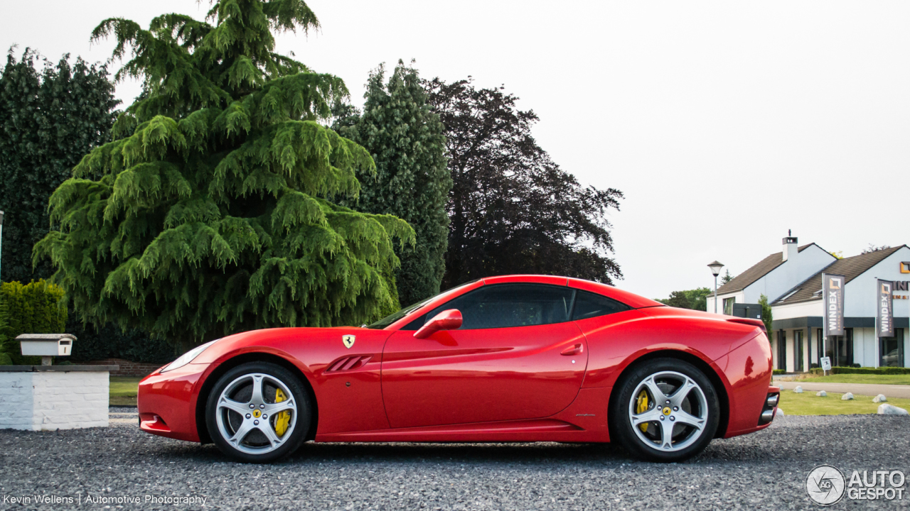 Ferrari California