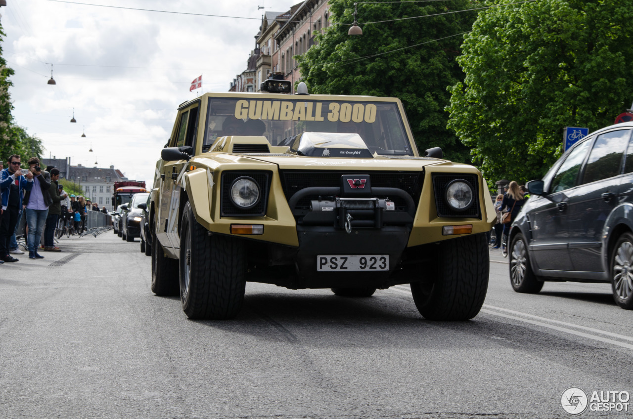 Lamborghini LM002