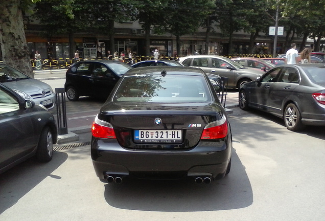 BMW M5 E60 2005