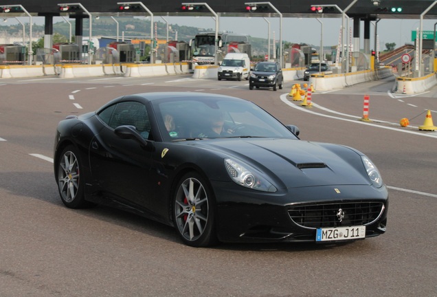 Ferrari California