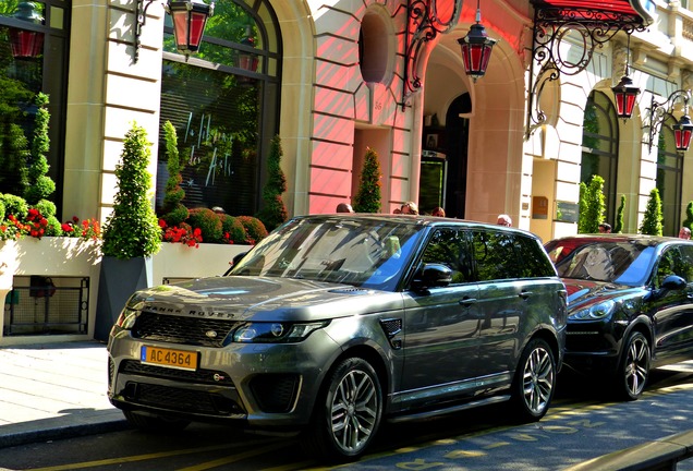 Land Rover Range Rover Sport SVR