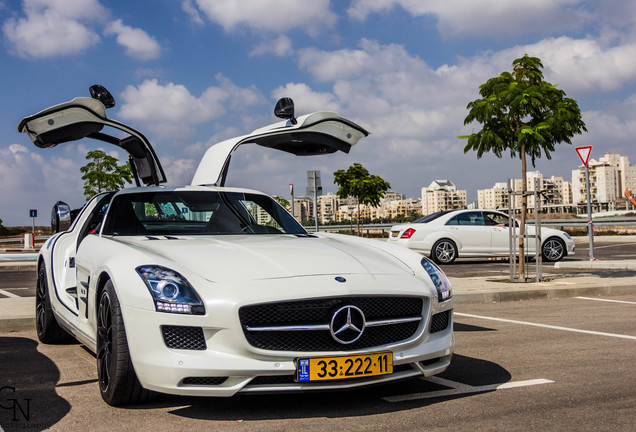 Mercedes-Benz SLS AMG GT