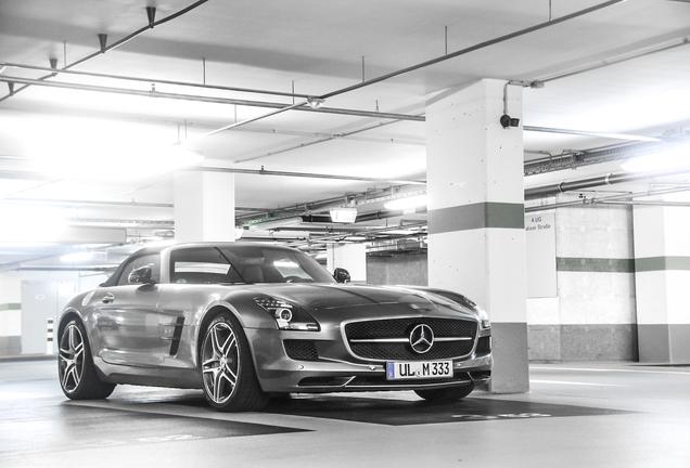 Mercedes-Benz SLS AMG GT Roadster