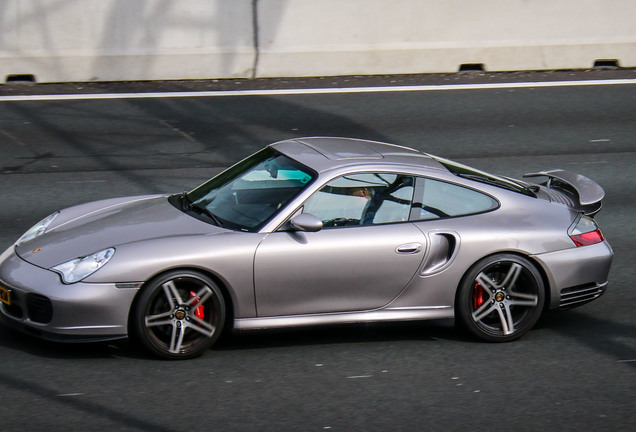 Porsche 996 Turbo