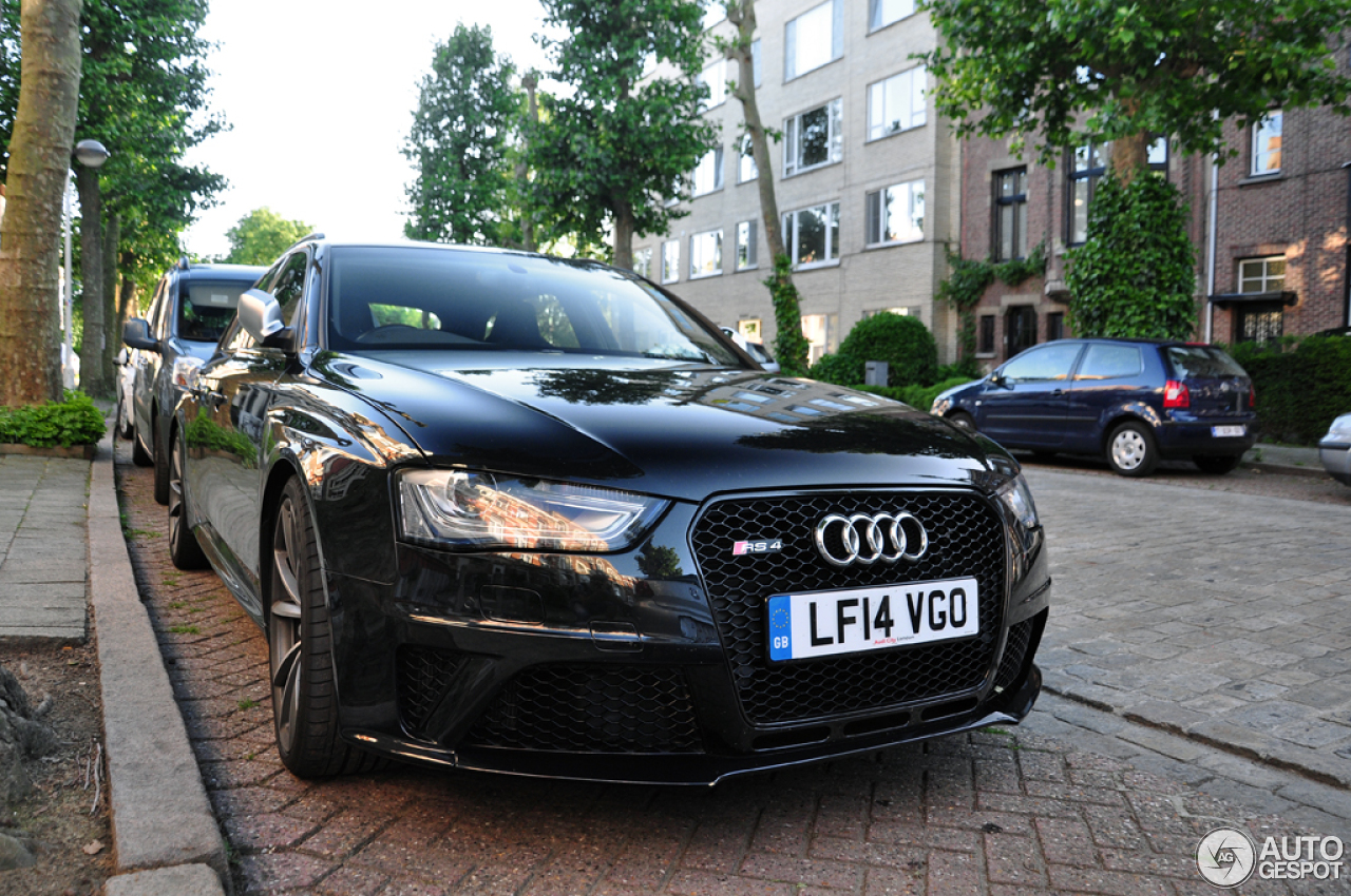 Audi RS4 Avant B8