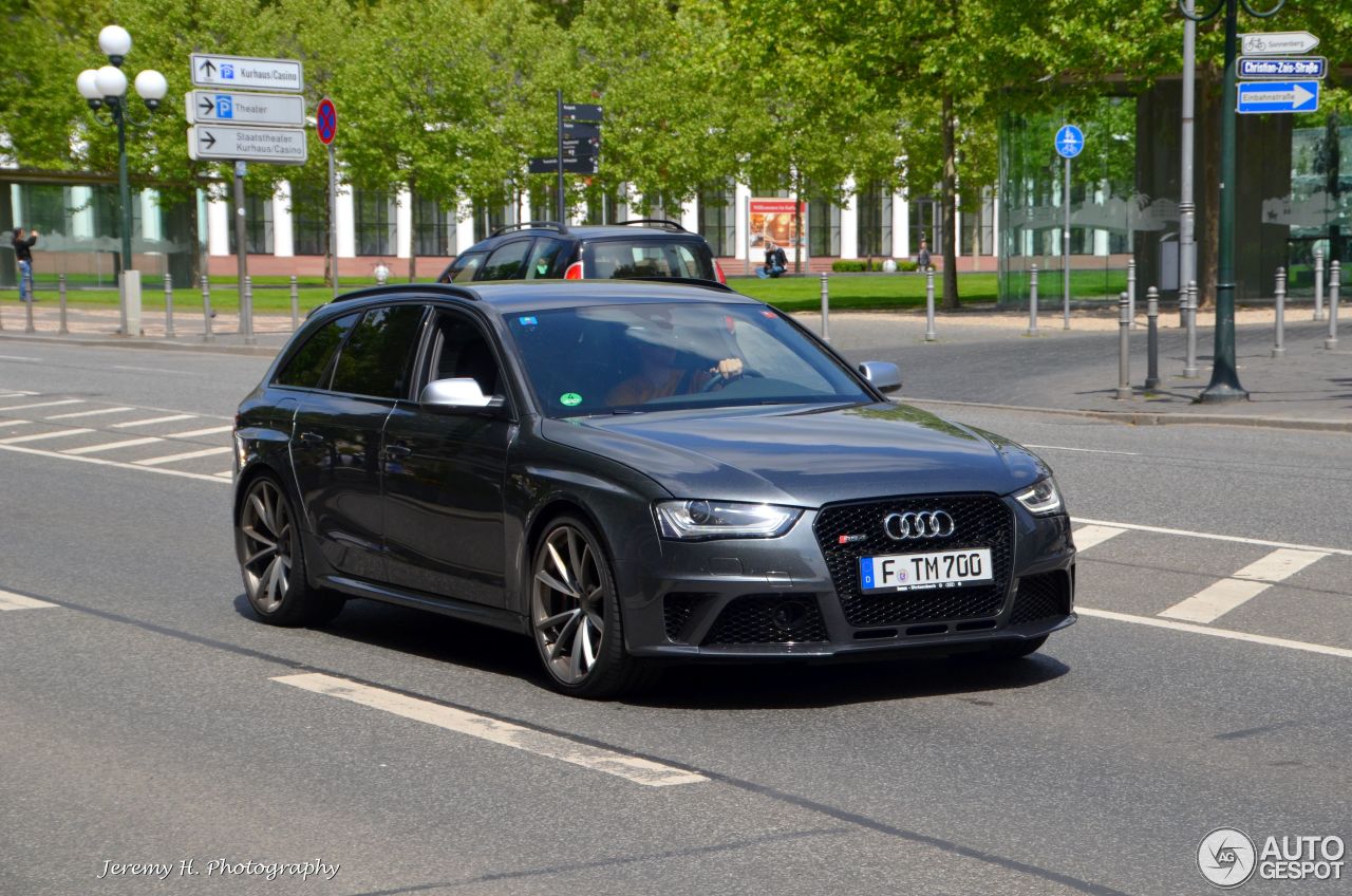 Audi RS4 Avant B8