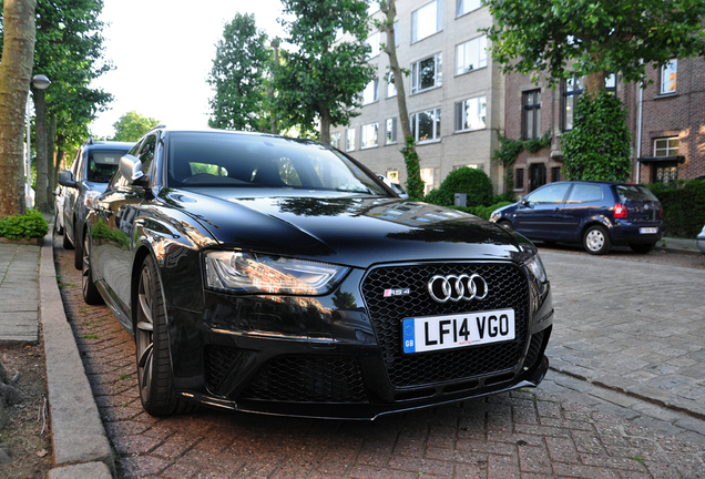 Audi RS4 Avant B8