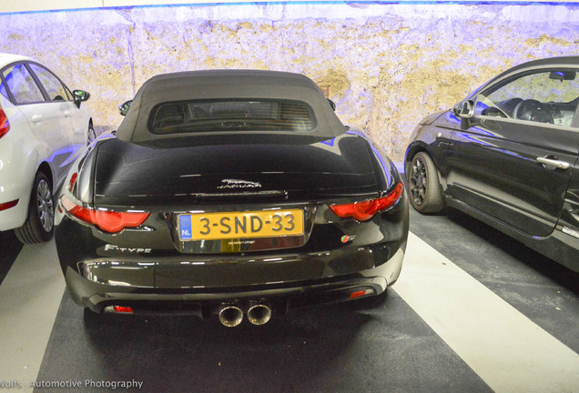 Jaguar F-TYPE S Convertible