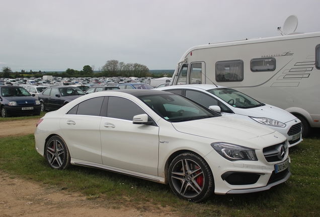 Mercedes-Benz CLA 45 AMG C117