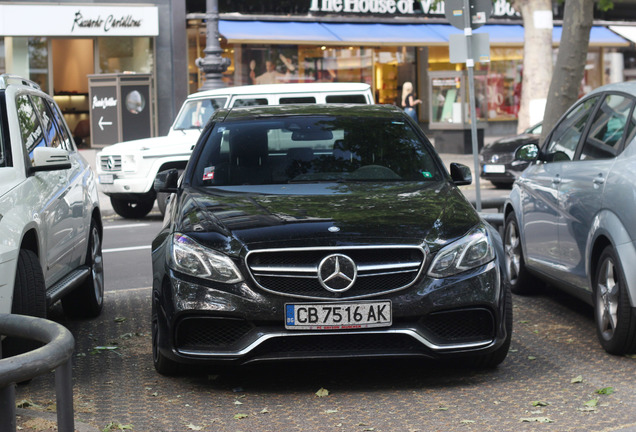 Mercedes-Benz E 63 AMG S W212