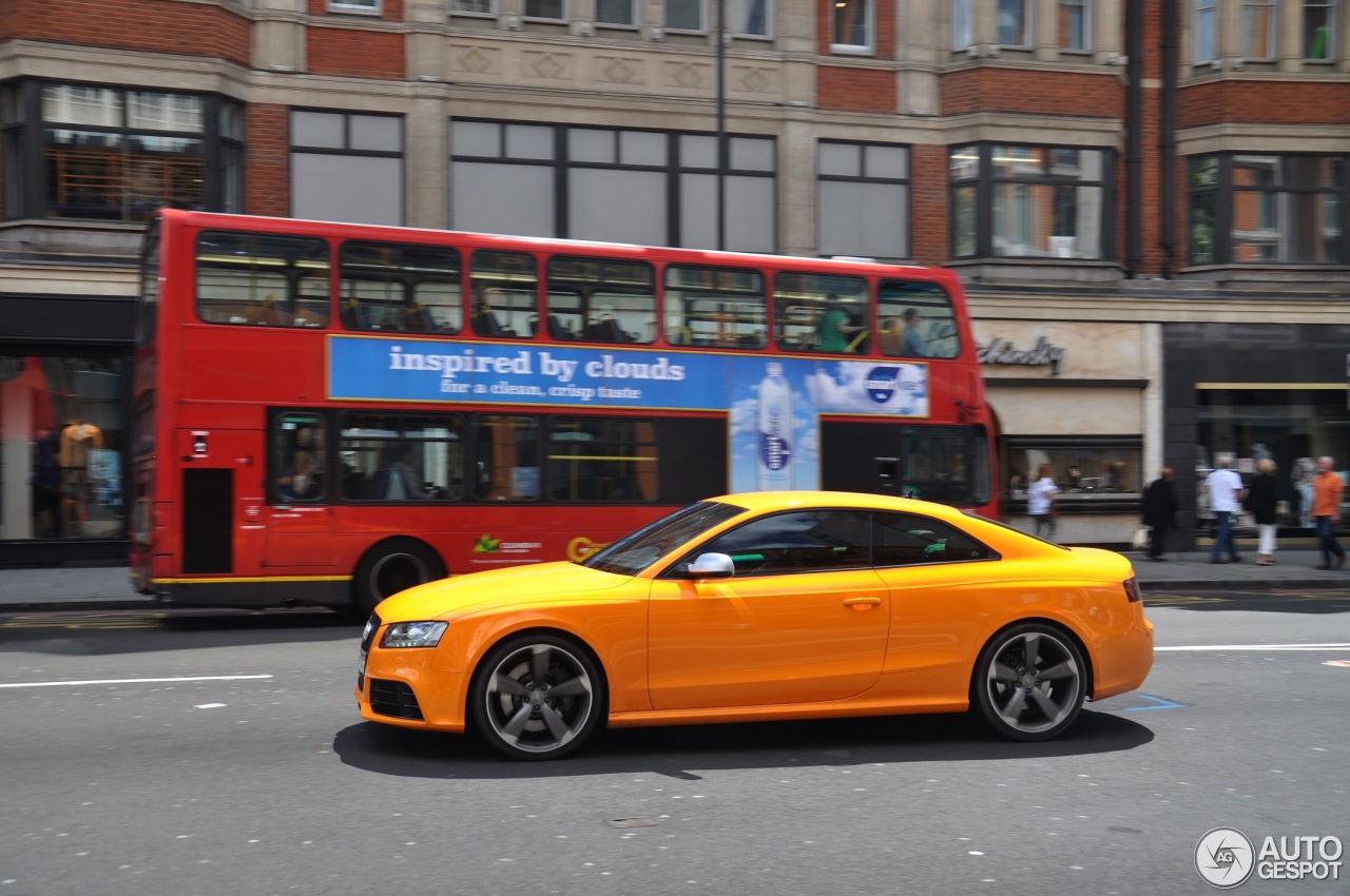 Brit kiest al drie keer voor een dikke oranje Audi