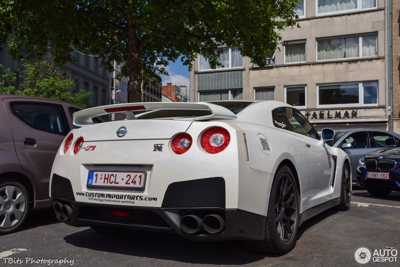 Nissan GT-R HKS 700R