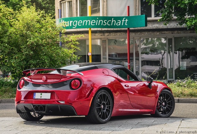 Alfa Romeo Pogea Racing 4C Centurion 1Plus