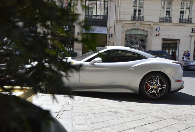 Ferrari California T