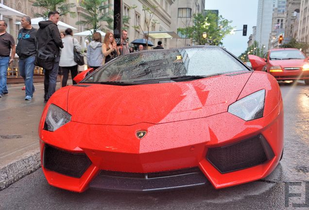 Lamborghini Aventador LP700-4 Roadster