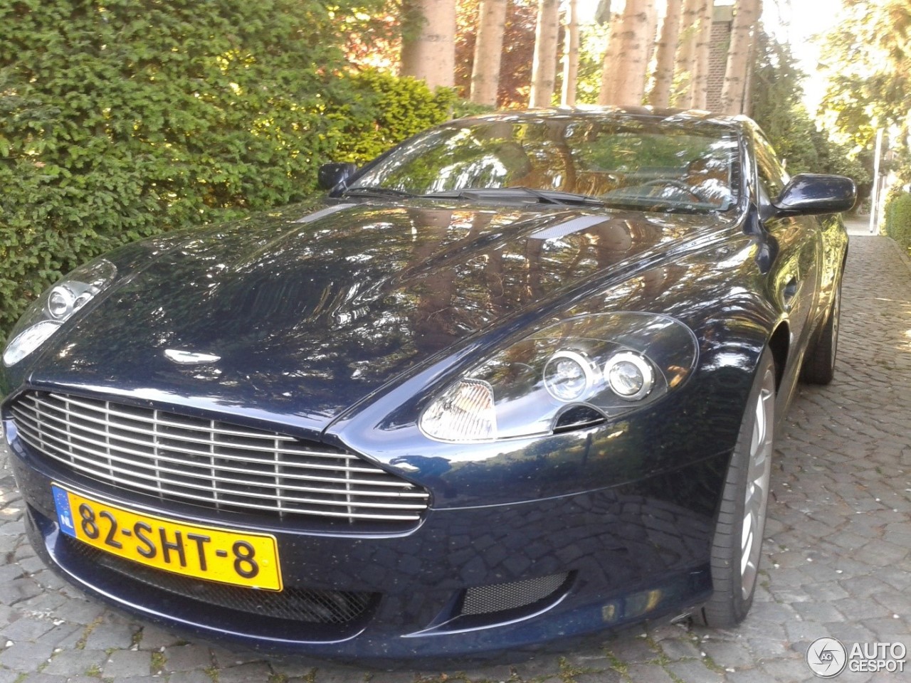 Aston Martin DB9