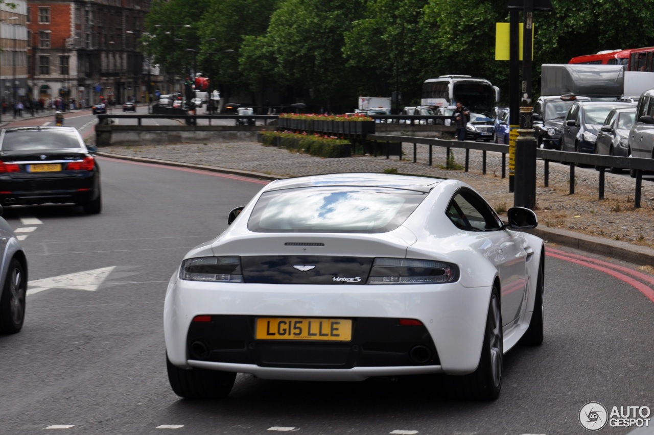 Aston Martin V8 Vantage S