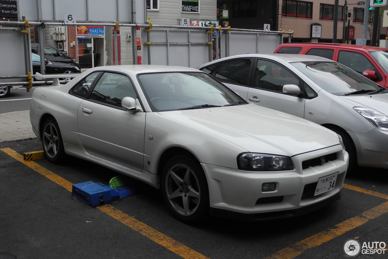 Nissan Skyline R34 GT-R