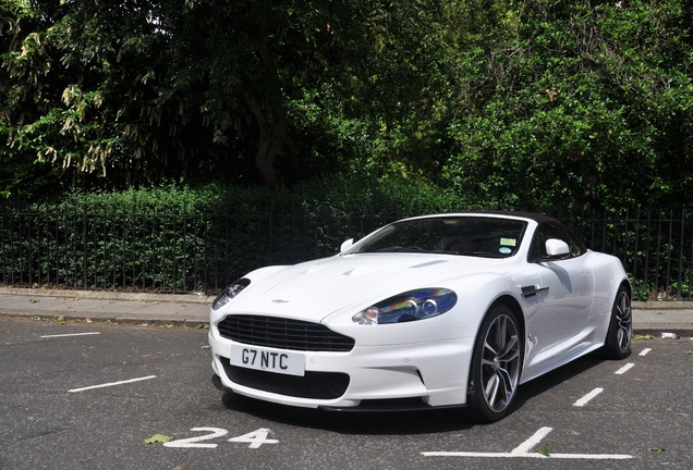 Aston Martin DBS Volante