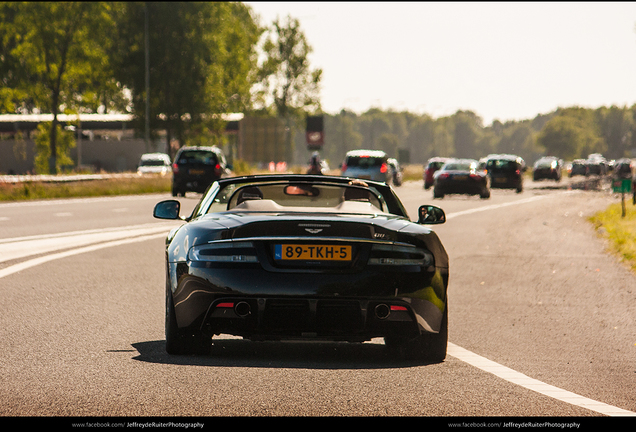 Aston Martin DBS Volante