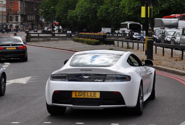 Aston Martin V8 Vantage S