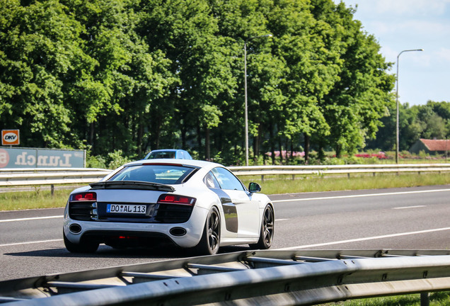 Audi R8 V10