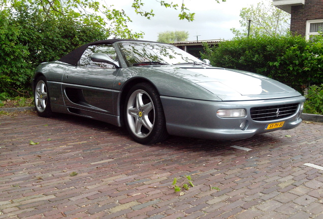 Ferrari F355 Spider