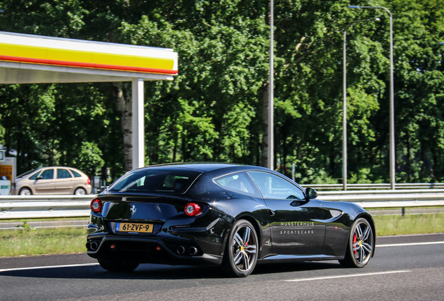 Ferrari FF