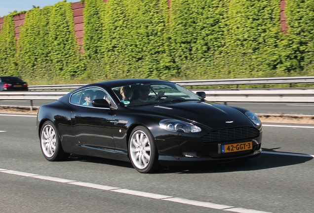 Aston Martin DB9