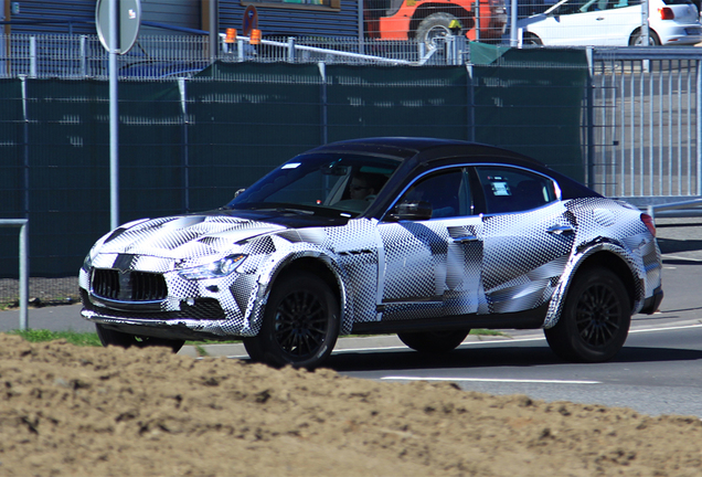 Maserati Levante Mule