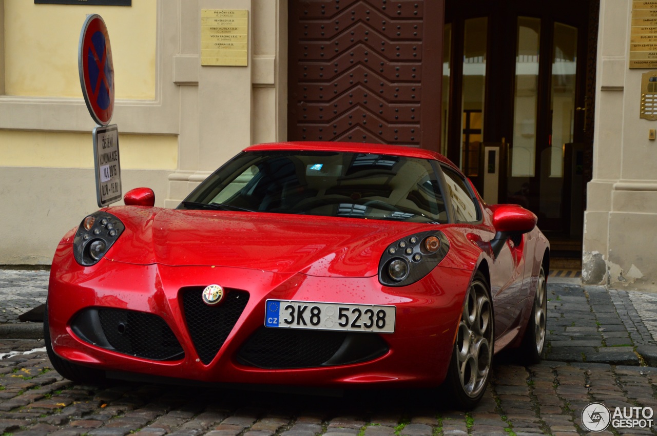 Alfa Romeo 4C Coupé