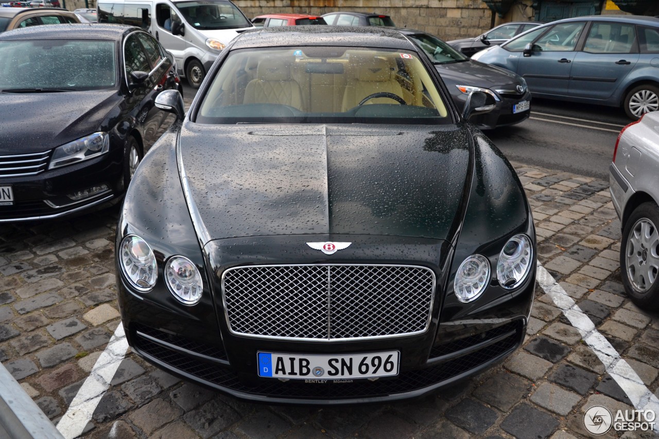 Bentley Flying Spur V8