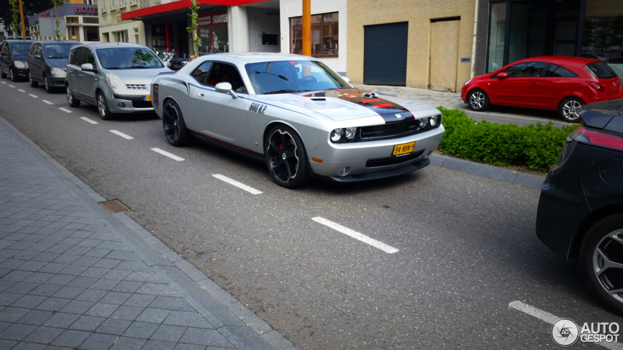 Dodge Challenger SRT-8 Mongoose