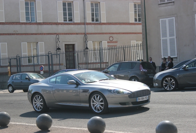 Aston Martin DB9