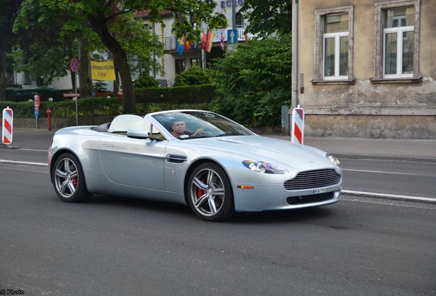 Aston Martin V8 Vantage Roadster