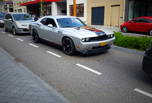 Dodge Challenger SRT-8 Mongoose