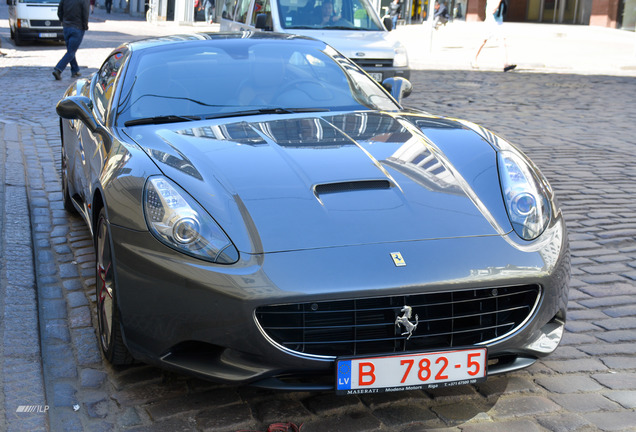 Ferrari California